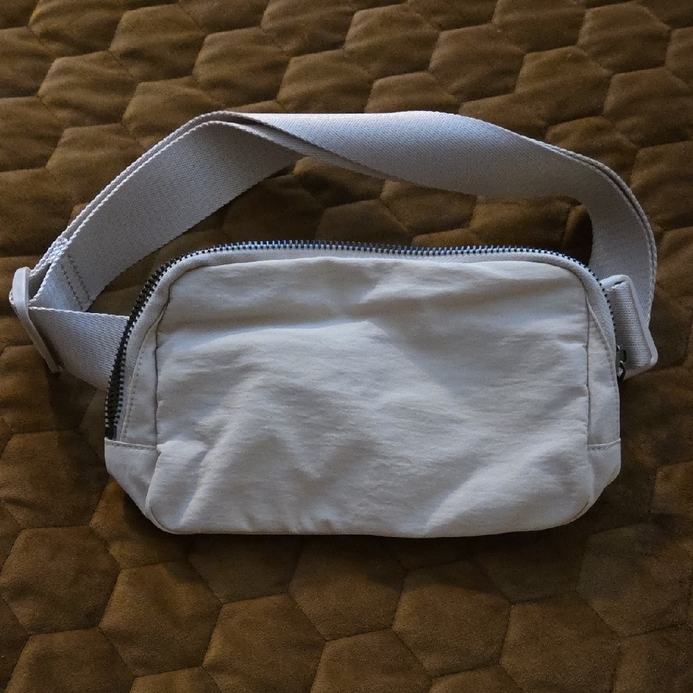 Stylish Blush Colored Hip Bag